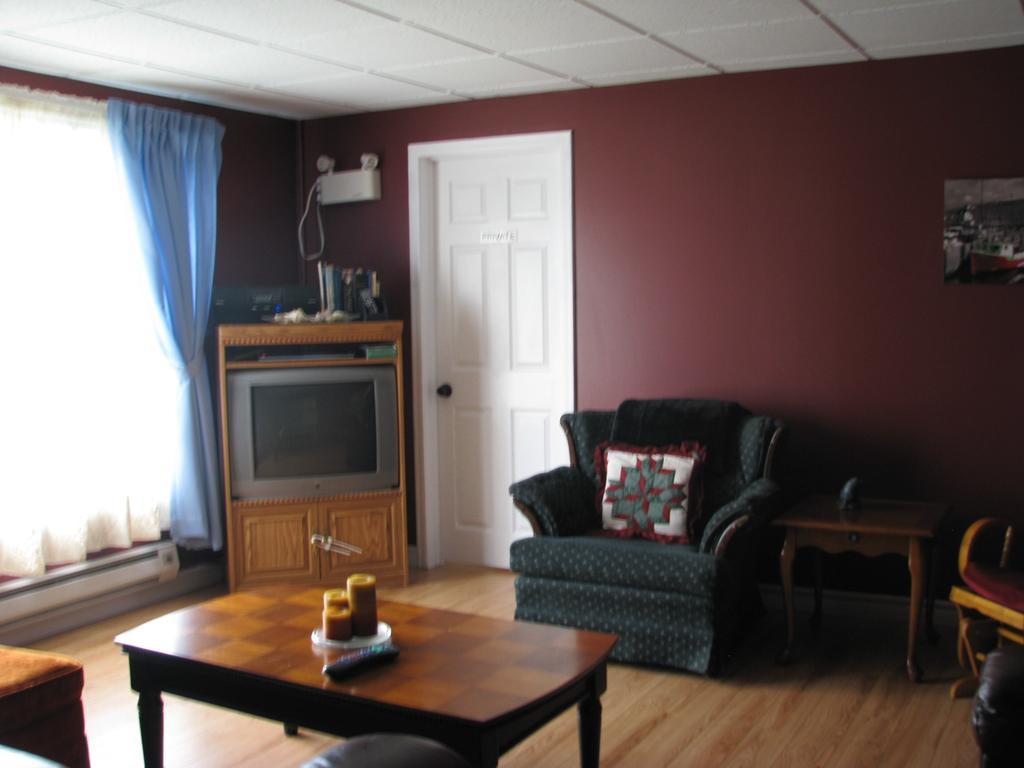 Right Off Da Boat B&B Channel-Port aux Basques Dış mekan fotoğraf